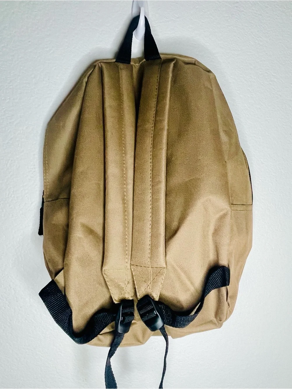 Trailmaker tan backpack